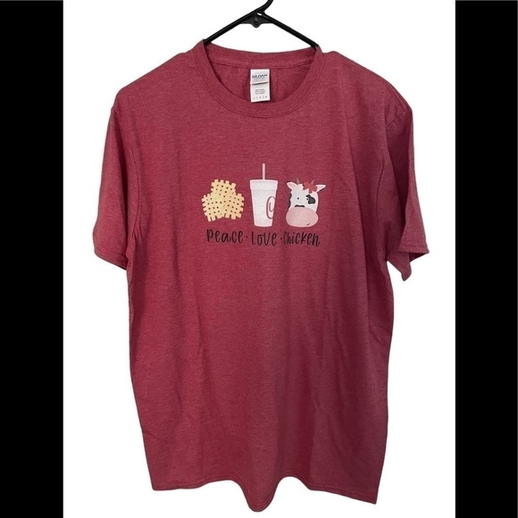 Gildan Tops - 𝅺new GILDAN UNISEX LARGE PEACE*LOVE*CHICKEN Tee